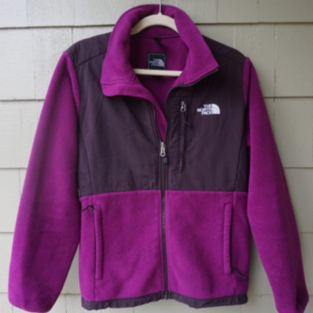 The North Face Magenta/Mulberry Color Fleece Jacket GUC Full Zip Womens L